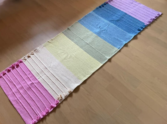 ハーブ染め インドの手織りラグ  チャクラカラー（コットン袋付き）